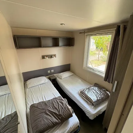 Mobil-home Bord De Campsite *