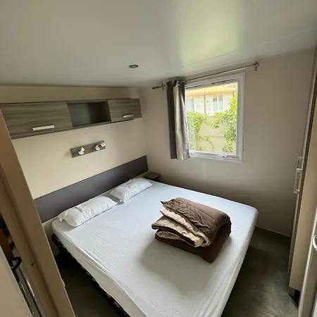 Mobil-home Bord De Campsite Vendres